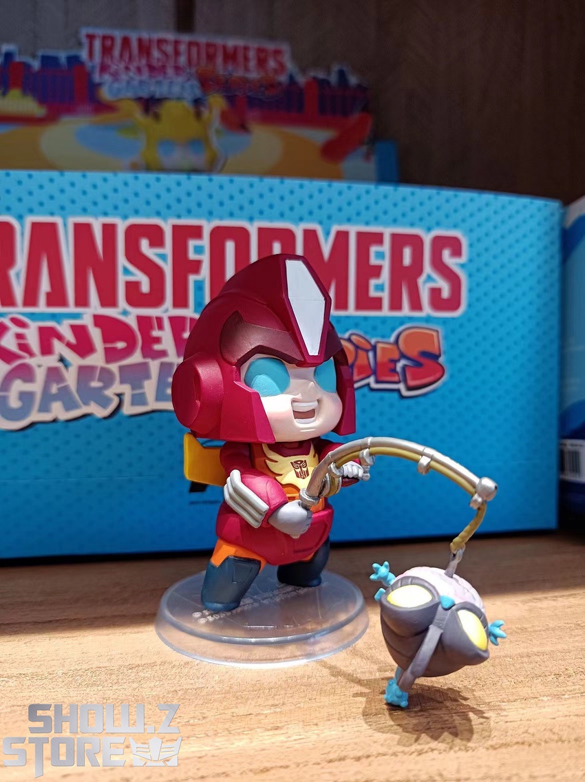 Red white Transformers Kindergarten character rope accessory posed Red white Transformers Kindergarten character rope accessory posed