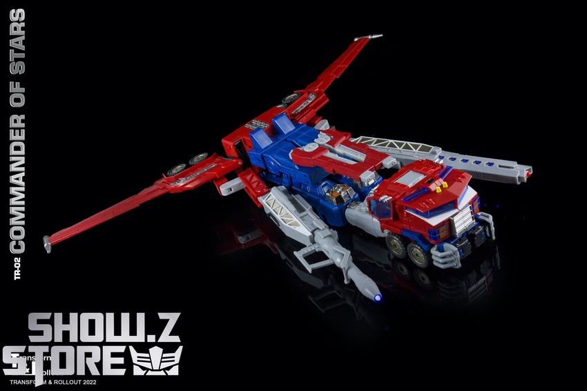 TR-02 vehicle mode aircraft configuration with extensive wing deployment TR-02 vehicle mode aircraft configuration with extensive wing deployment
