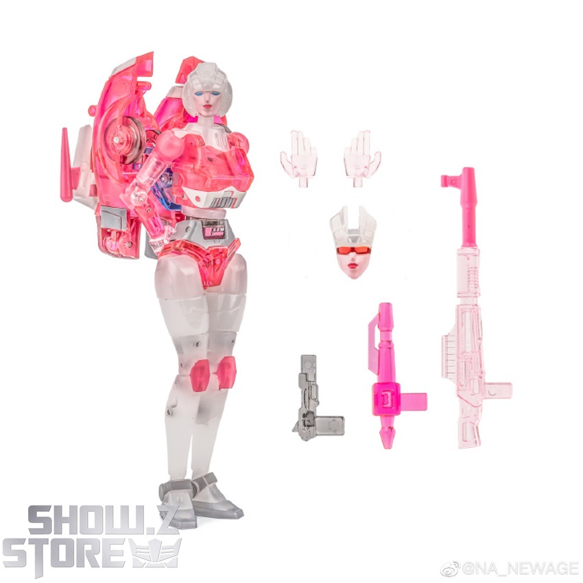 NewAge Arcee interchangeable hands weapon accessories display layout NewAge Arcee interchangeable hands weapon accessories display layout
