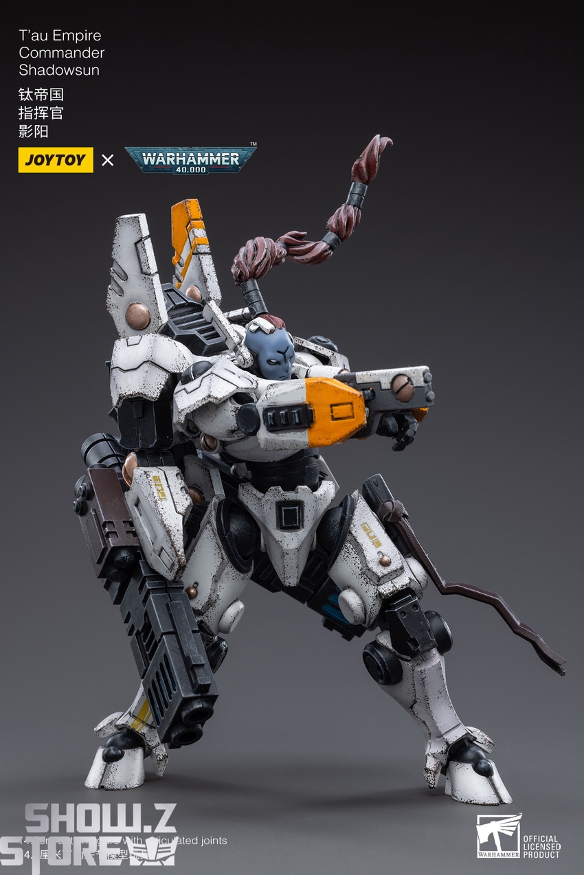 JoyToy T'au Commander Shadowsun action pose whip accessory display JoyToy T'au Commander Shadowsun action pose whip accessory display
