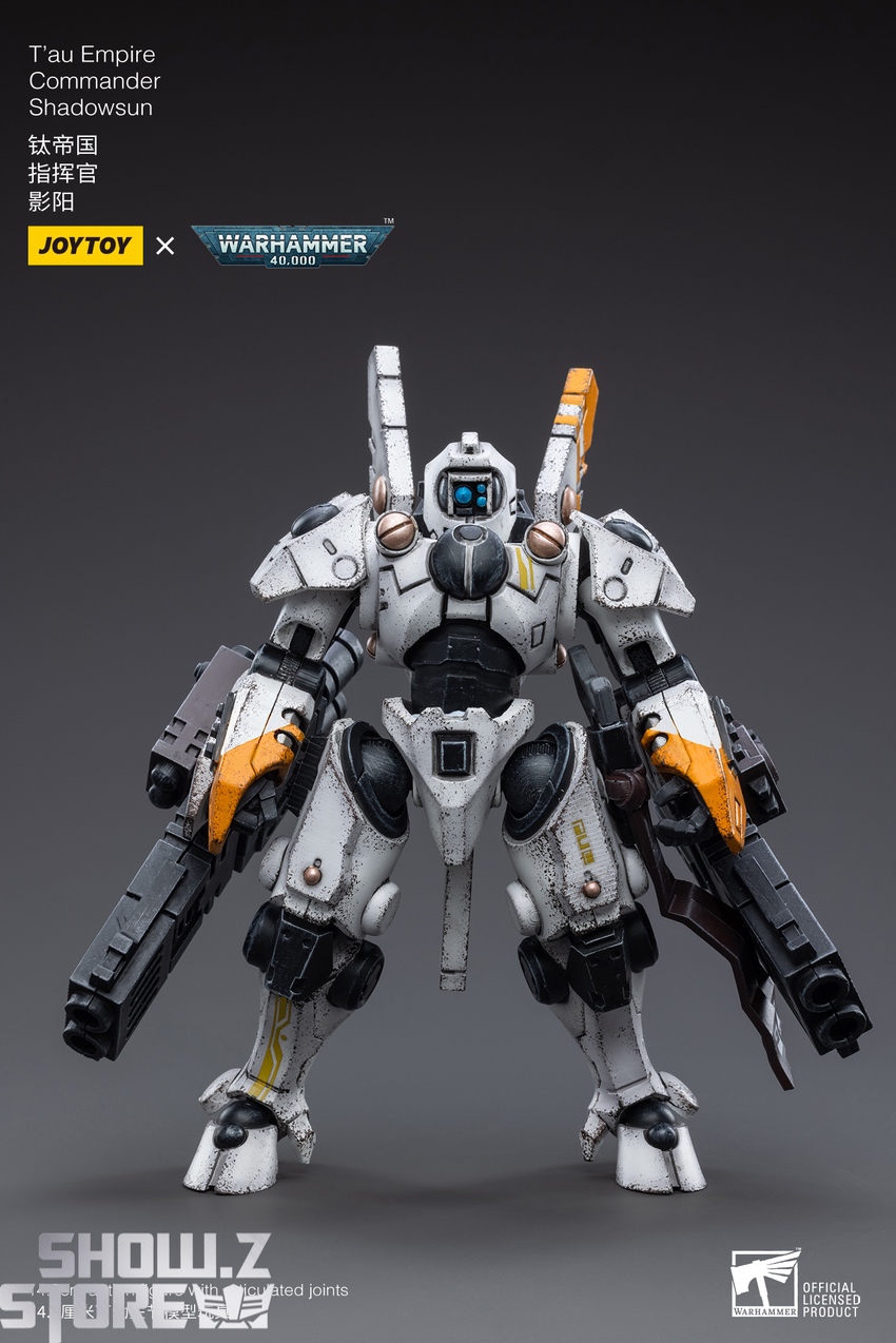 JoyToy T'au Commander Shadowsun front facing standing stance display JoyToy T'au Commander Shadowsun front facing standing stance display