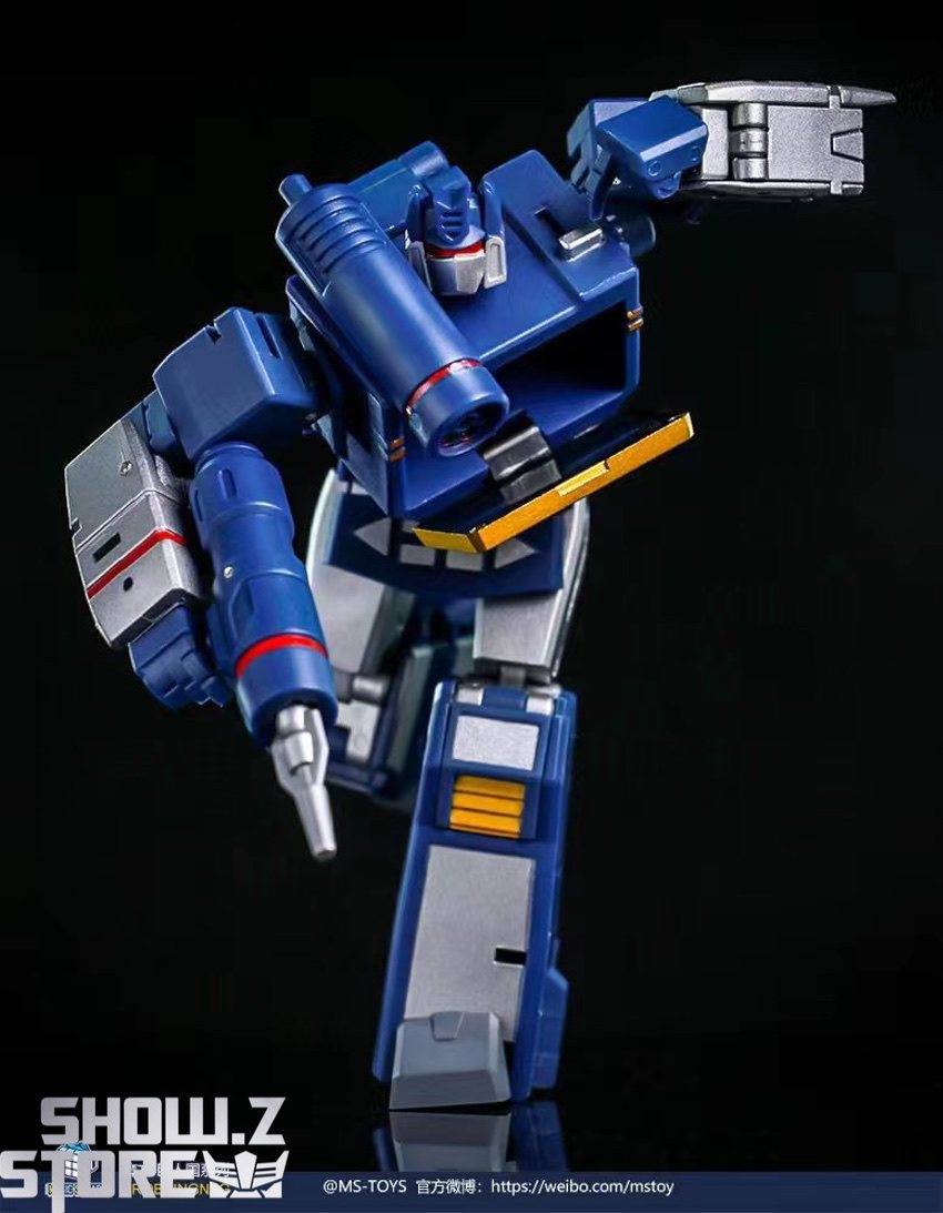 Magic Square Voice Ripple Soundwave robot side angle action pose Magic Square Voice Ripple Soundwave robot side angle action pose