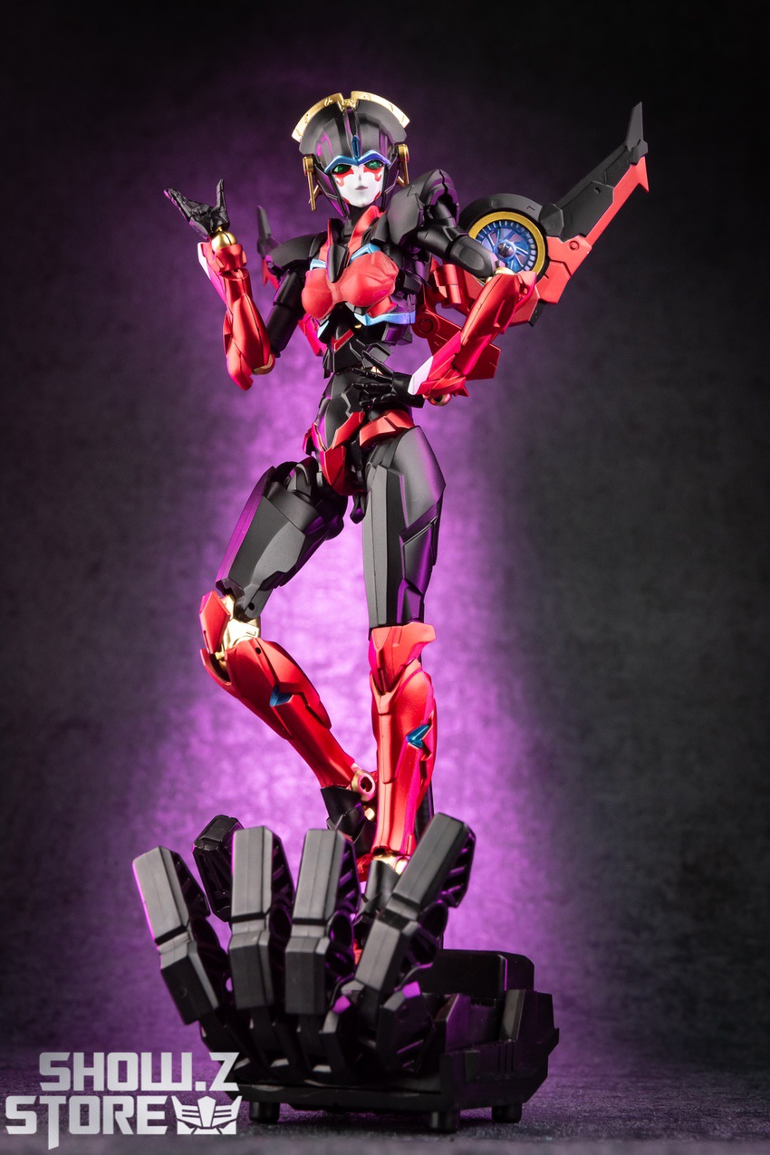 IDW Windblade red black action pose on platform display IDW Windblade red black action pose on platform display