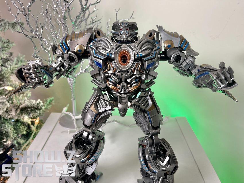 Nero Galvatron oversized leader figure blue glowing lighting effects Nero Galvatron oversized leader figure blue glowing lighting effects