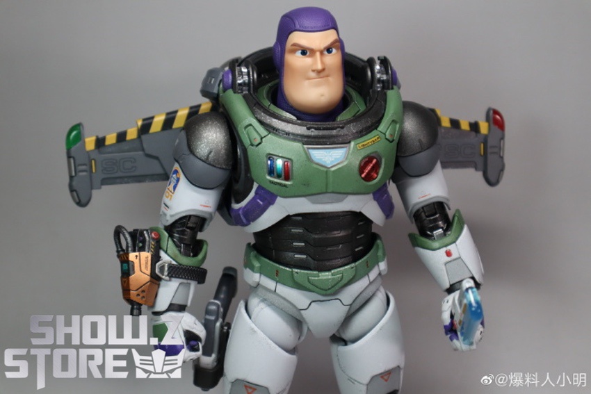 Buzz Lightyear figure front view LED equipped armor suit Buzz Lightyear figure front view LED equipped armor suit