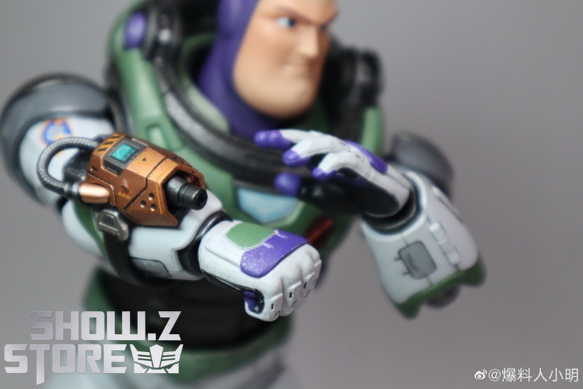 Buzz Lightyear figure articulated hands accessories detail display Buzz Lightyear figure articulated hands accessories detail display