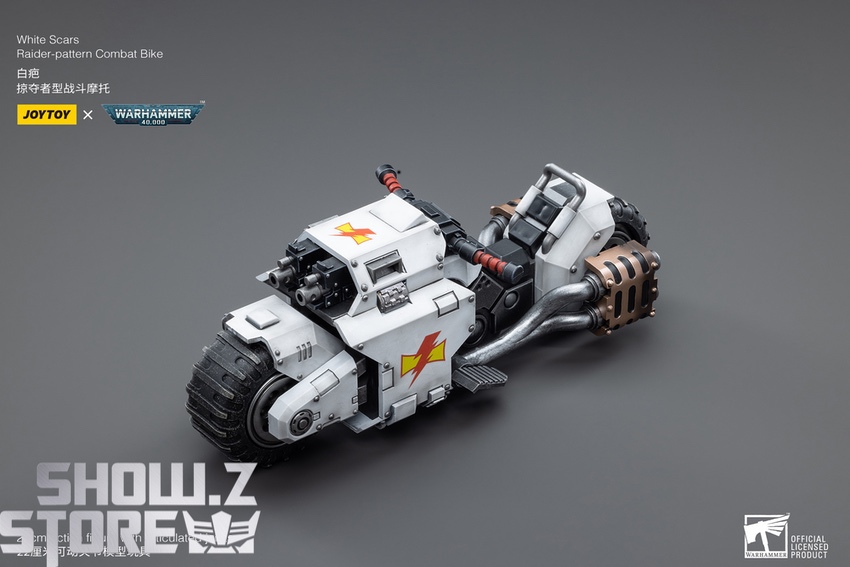 JoyToy White Scars Combat Bike three-quarter perspective angle JoyToy White Scars Combat Bike three-quarter perspective angle