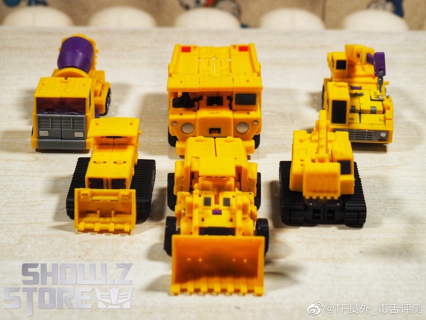 Devastator G2 six individual yellow construction vehicle robot parts Devastator G2 six individual yellow construction vehicle robot parts