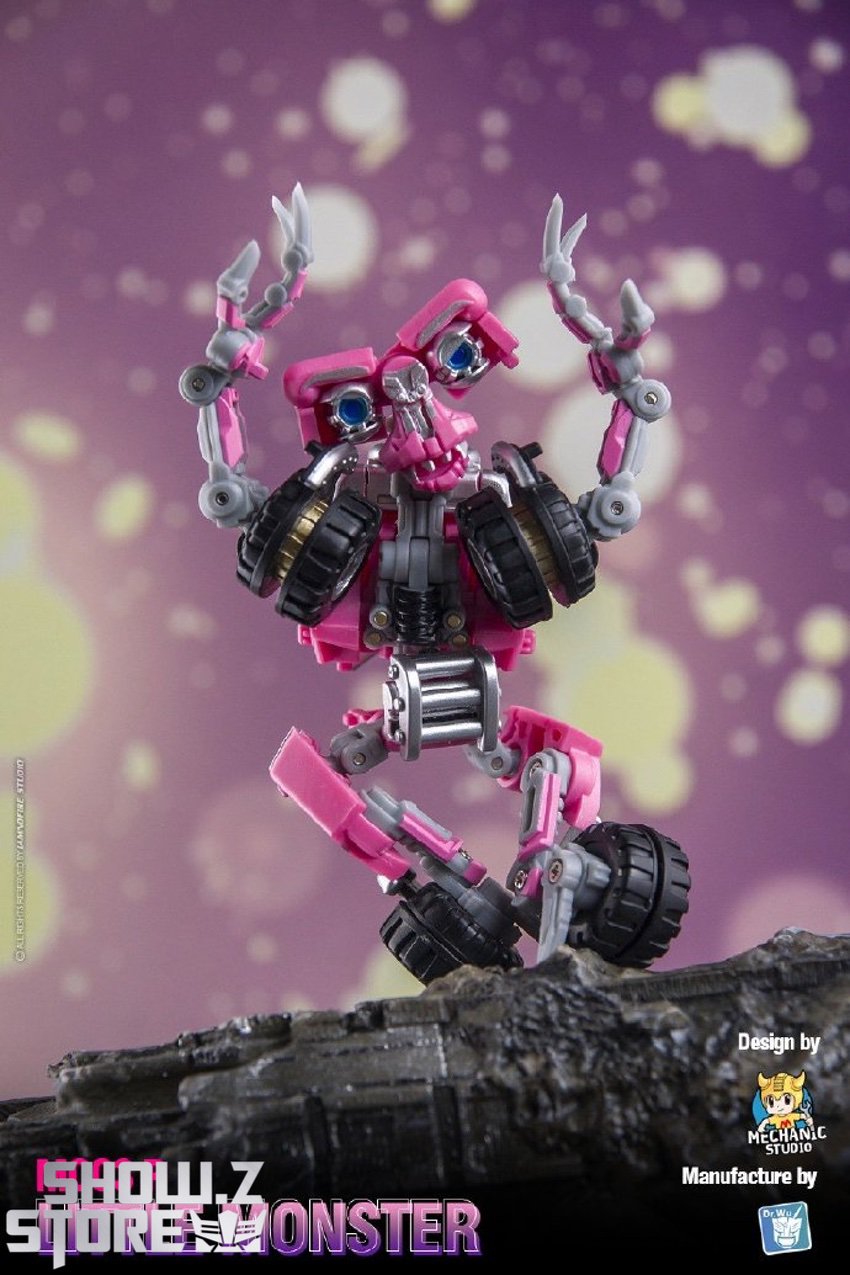 Little Monster Wheelie pink model articulated robot form display Little Monster Wheelie pink model articulated robot form display
