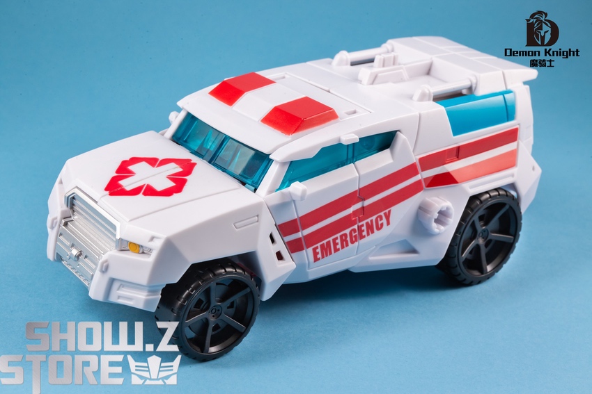 Demon Knight Defensor Combiner robot mode white red blue display Demon Knight Defensor Combiner robot mode white red blue display