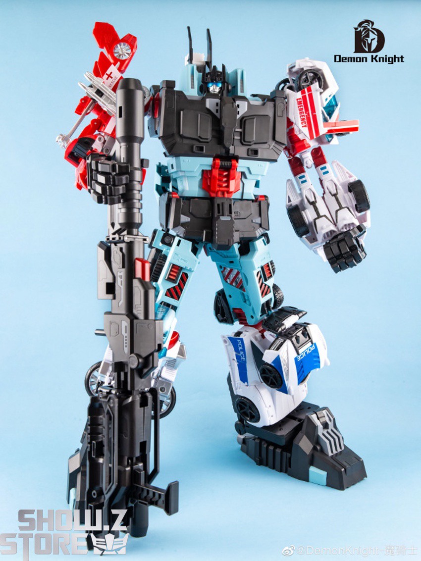 Hot Spot combiner red arms extended front angle display Hot Spot combiner red arms extended front angle display