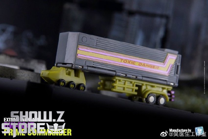 Dr.Wu Prime Commander Optimus Prime Toxitron yellow truck mode Dr.Wu Prime Commander Optimus Prime Toxitron yellow truck mode