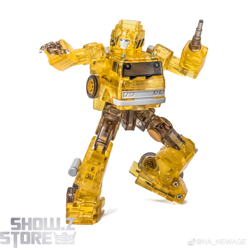 Newage Daedalus Grapple Clear yellow blue bot action dynamic angle Newage Daedalus Grapple Clear yellow blue bot action dynamic angle