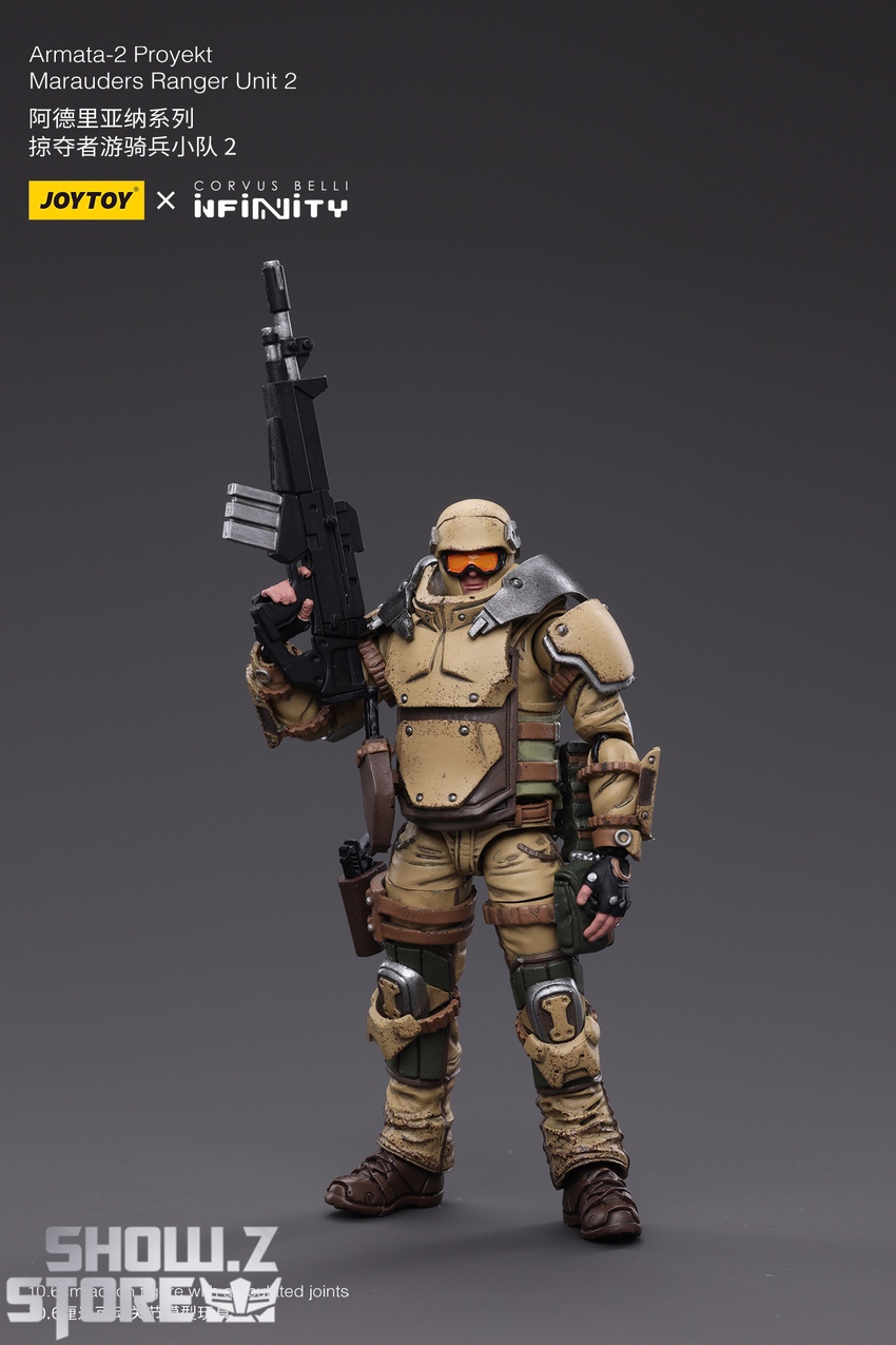 Marauders Ranger Unit 2 figure holding rifle combat position Marauders Ranger Unit 2 figure holding rifle combat position