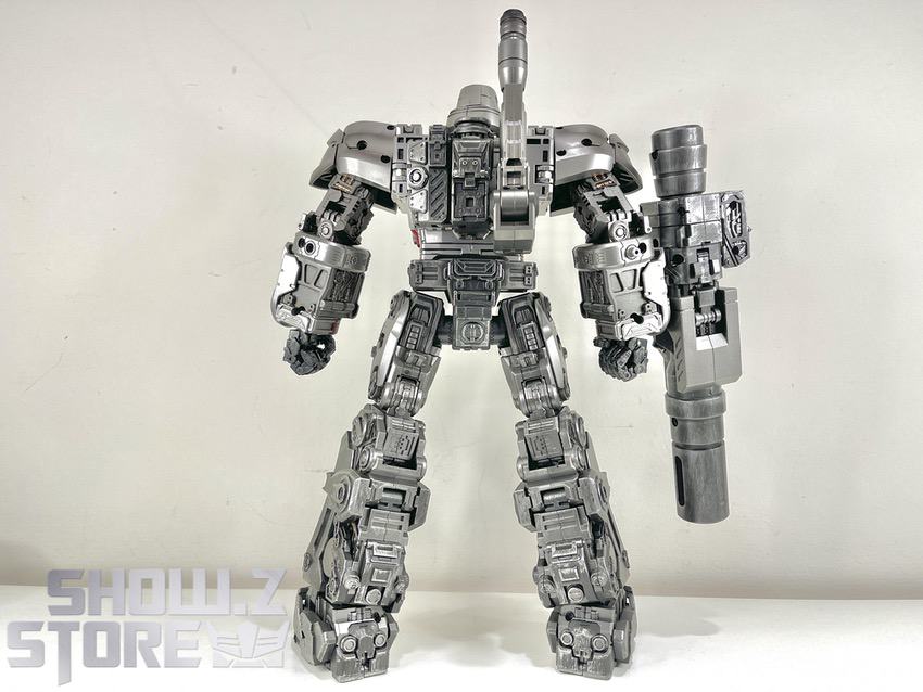 Megatank MT01 Megatron gray alloy gun armor front view Megatank MT01 Megatron gray alloy gun armor front view