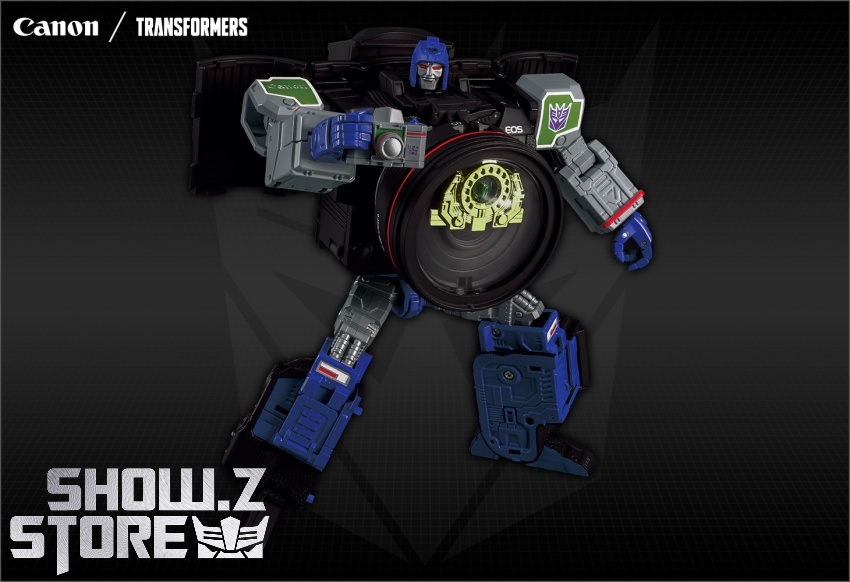 Decepticon Refraktor robot fully transformed with accessories displayed Decepticon Refraktor robot fully transformed with accessories displayed