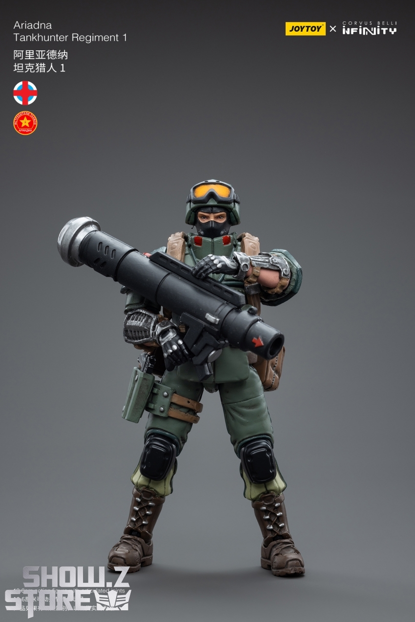 Ariadna Tankhunter Regiment soldier holding anti-tank rocket launcher Ariadna Tankhunter Regiment soldier holding anti-tank rocket launcher