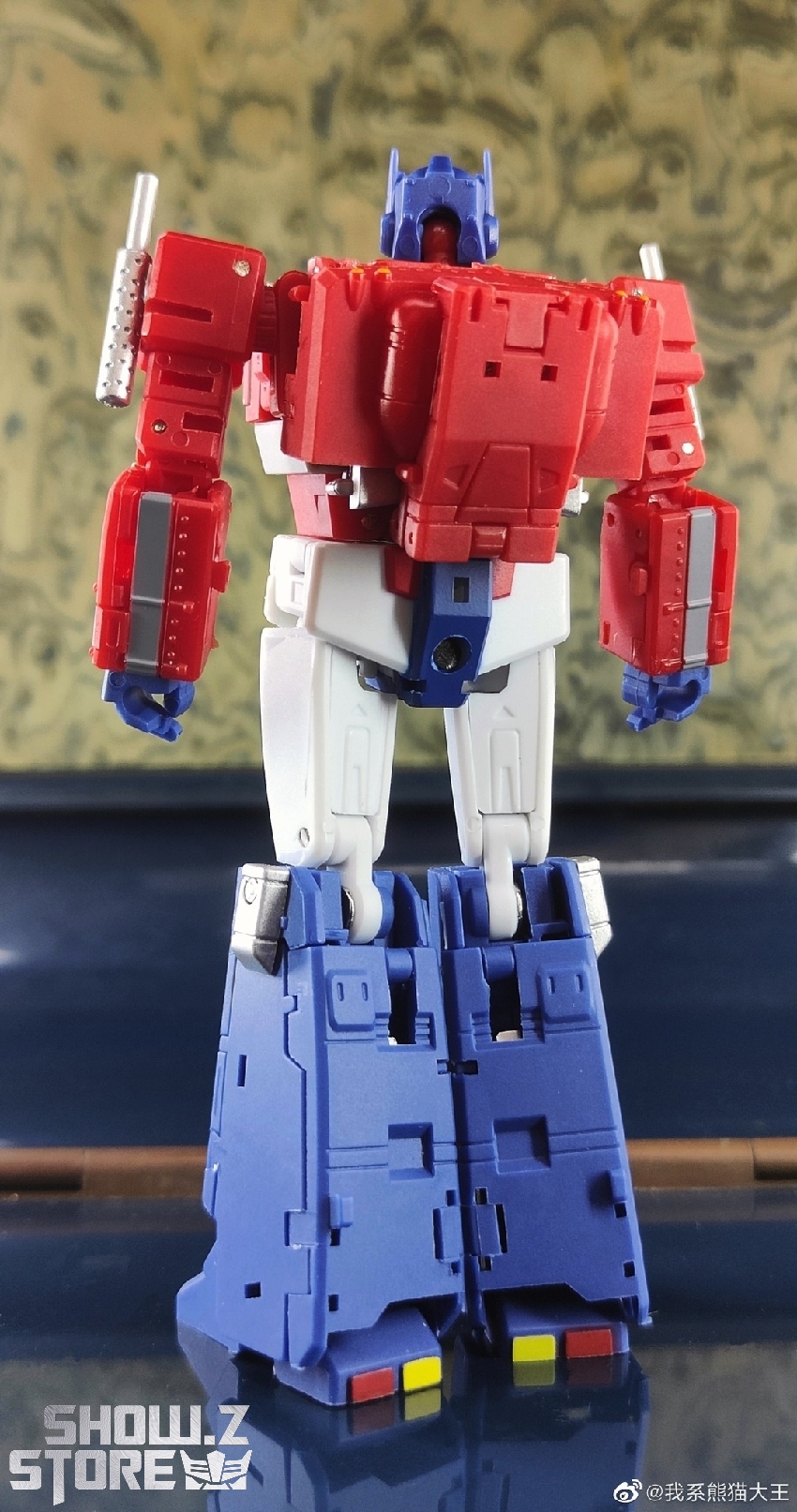 Advanced robot warrior with white and cyan color scheme and detailed craftsmanship Advanced robot warrior with white and cyan color scheme and detailed craftsmanship