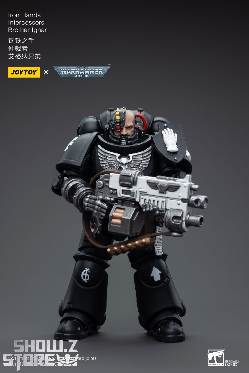 JoyToy 1/18 Iron Hands Intercessors Brother full figure standing display pose JoyToy 1/18 Iron Hands Intercessors Brother full figure standing display pose