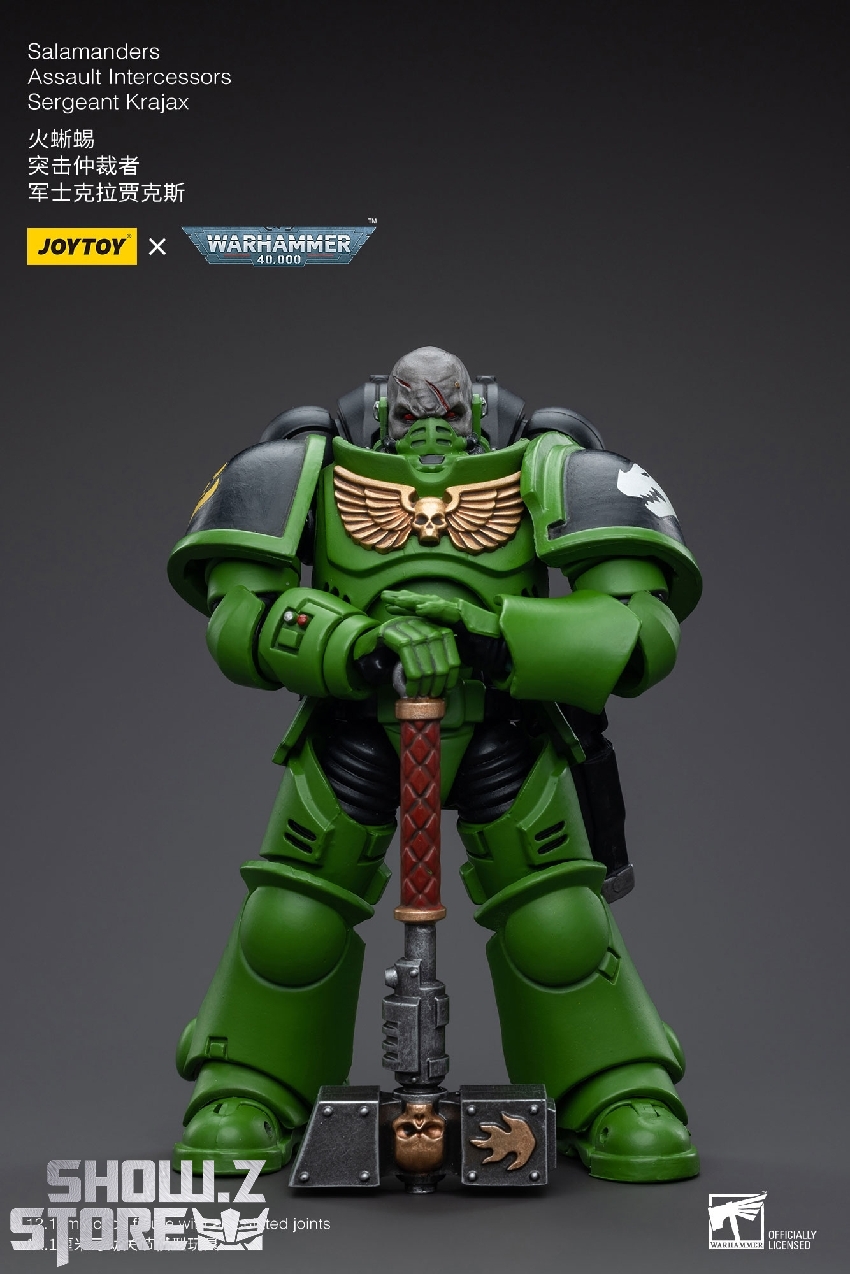 Bright green Salamanders Assault Intercessor sergeant with weapon Bright green Salamanders Assault Intercessor sergeant with weapon