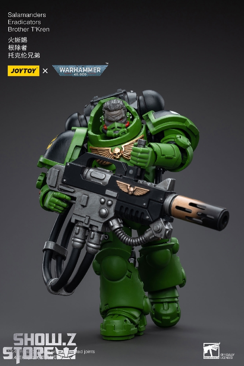 JoyToy 1/18 Salamanders Eradicators Brother TKron full display position with weapons JoyToy 1/18 Salamanders Eradicators Brother TKron full display position with weapons