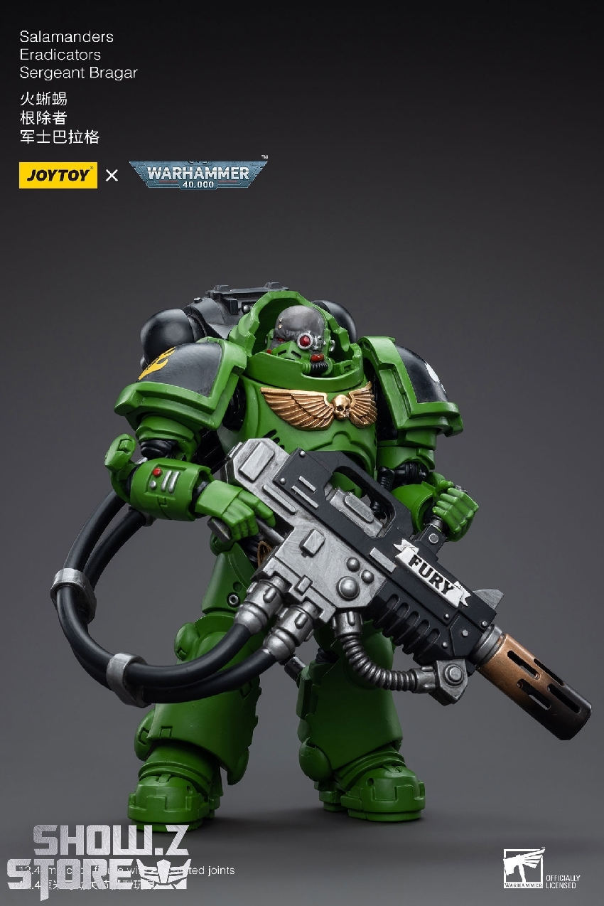 JoyToy 1/18 Salamanders Eradicators Sergeant Brogar dual heavy weapons detail JoyToy 1/18 Salamanders Eradicators Sergeant Brogar dual heavy weapons detail