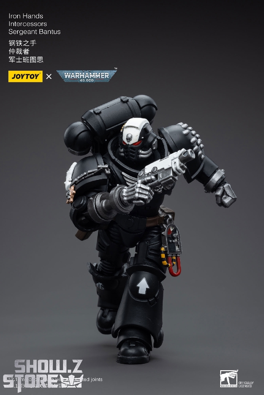 JoyToy 1/18 Iron Hands Intercessors Sergeant Bantus full standing display position JoyToy 1/18 Iron Hands Intercessors Sergeant Bantus full standing display position