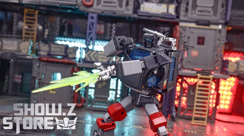 MP-56 Trailbreaker robot form action pose extended limbs MP-56 Trailbreaker robot form action pose extended limbs