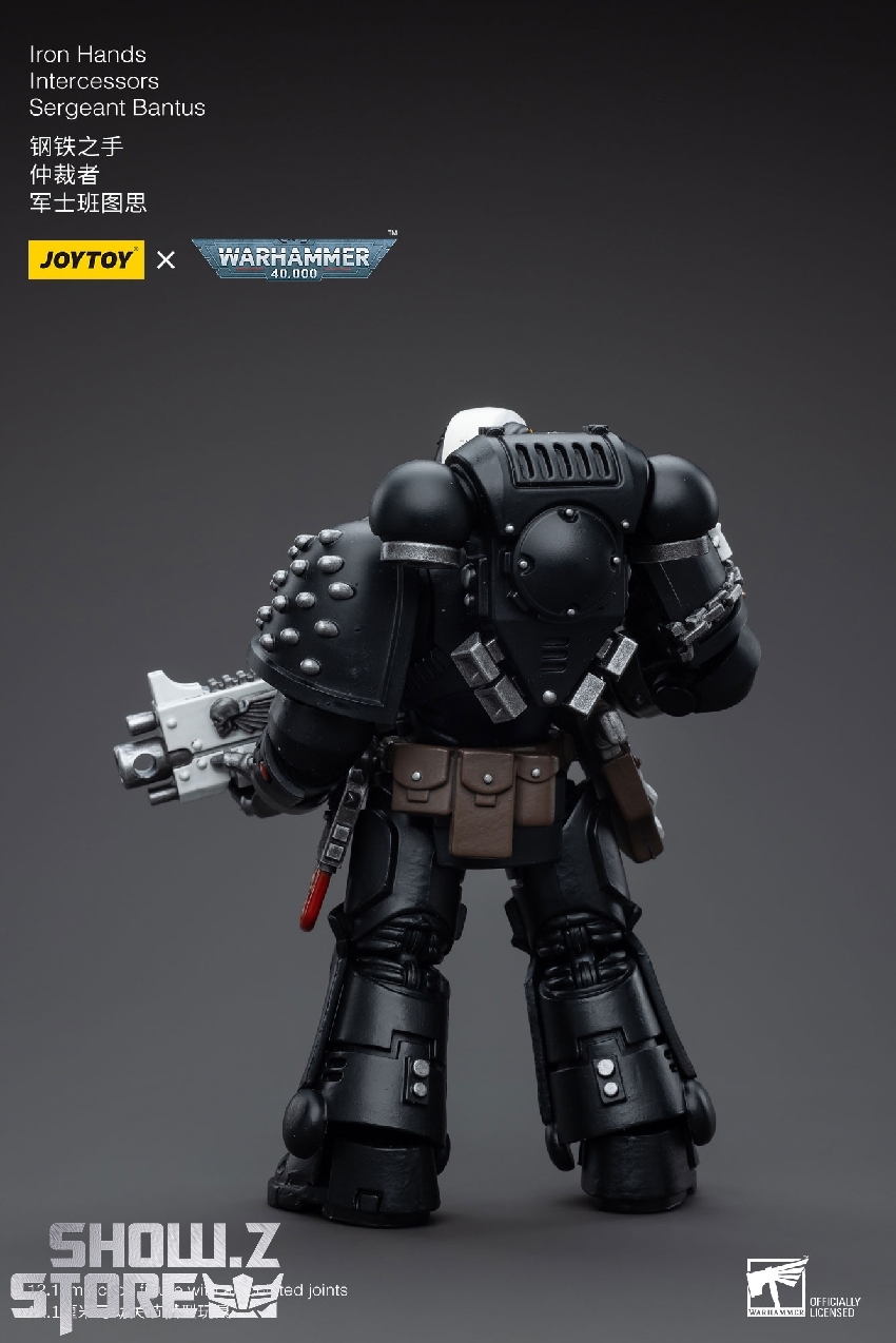 JoyToy 1/18 Iron Hands Intercessors Sergeant Bantus dynamic action figure pose JoyToy 1/18 Iron Hands Intercessors Sergeant Bantus dynamic action figure pose