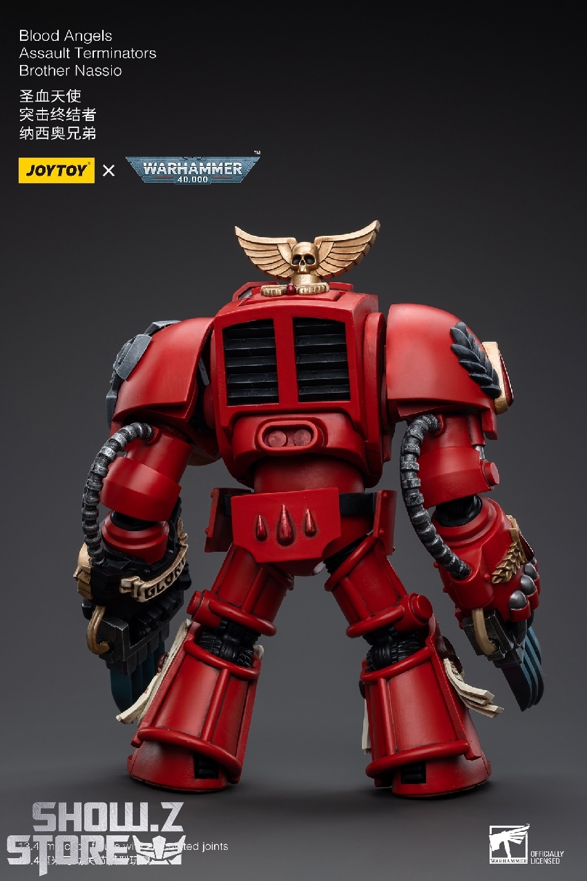 Power armor suit with multiple weapon equipment attachments Power armor suit with multiple weapon equipment attachments