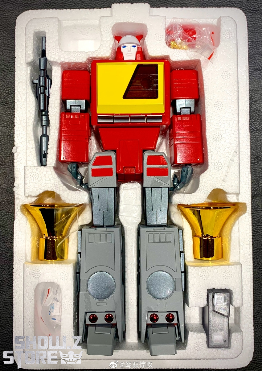 FansToys Recorder Blaster Rewind robots cassette animal forms display FansToys Recorder Blaster Rewind robots cassette animal forms display