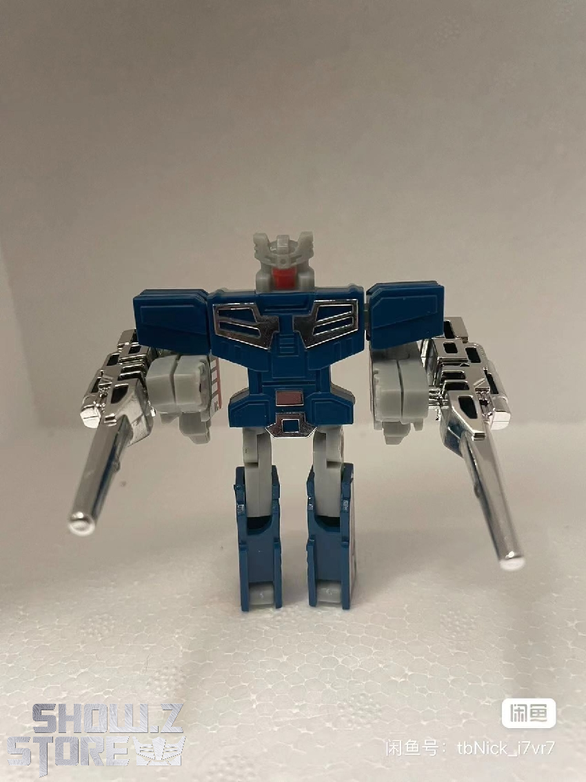 4th Party G1 Ramhorn and Eject mini cassettes with mechanical parts display 4th Party G1 Ramhorn and Eject mini cassettes with mechanical parts display