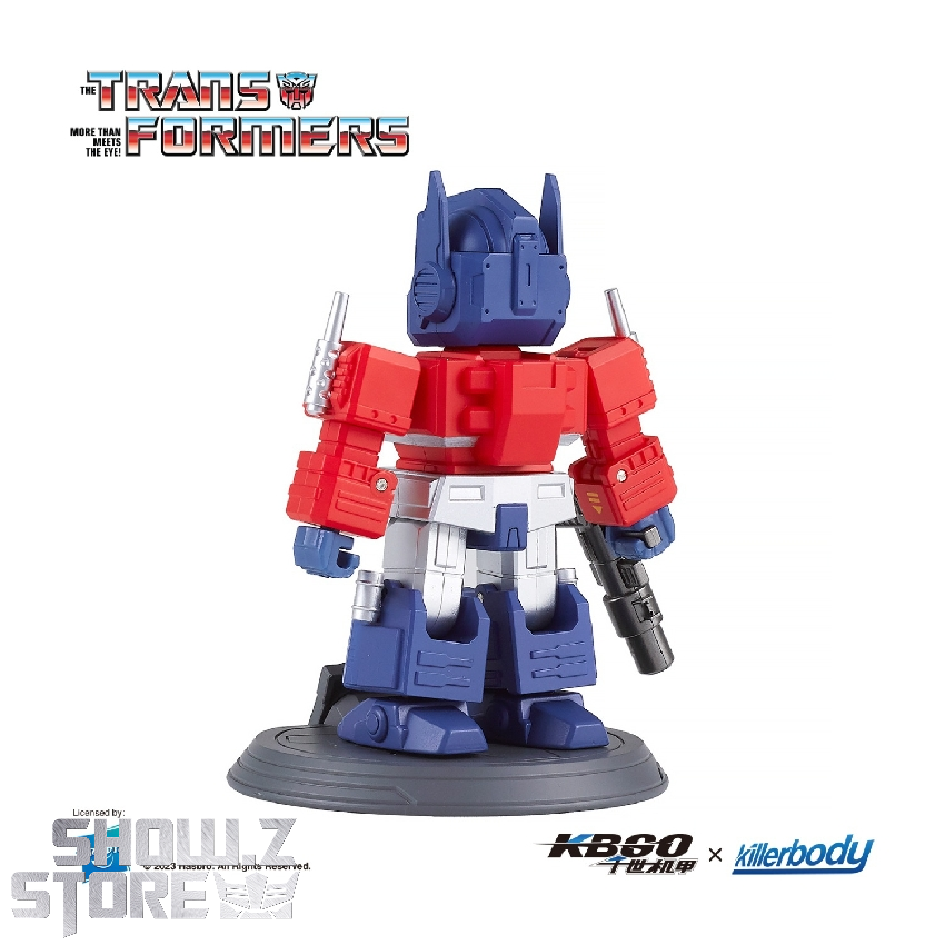 Figure displaying side profile with prominent shoulder armor and leg detailing Figure displaying side profile with prominent shoulder armor and leg detailing