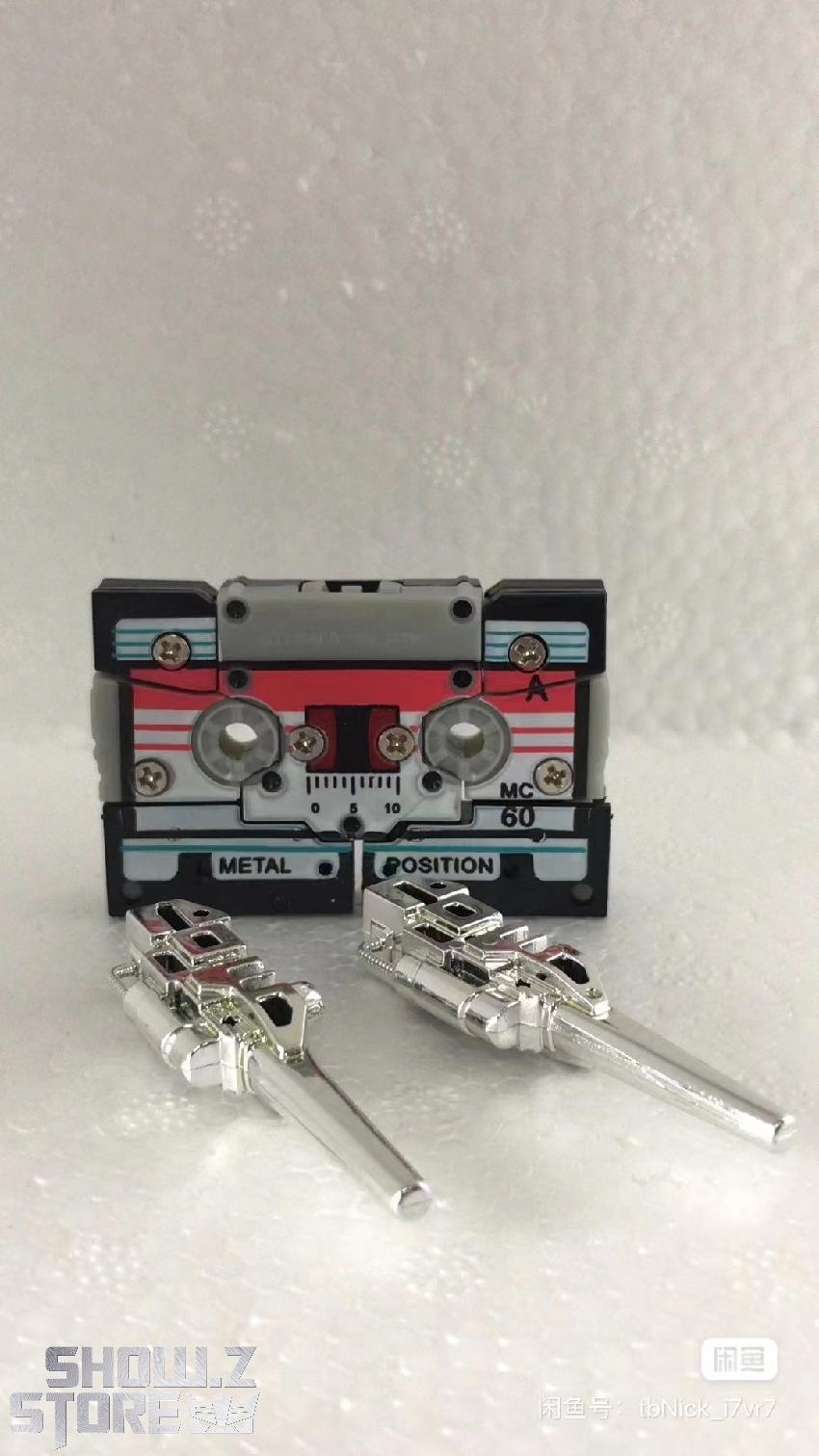 4th Party G1 Rewind blue mini cassette and Steeljaw red cassette robot 4th Party G1 Rewind blue mini cassette and Steeljaw red cassette robot