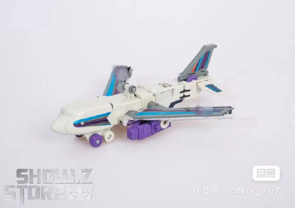 4th party G1 Octane triple changer white jet purple robot form 4th party G1 Octane triple changer white jet purple robot form
