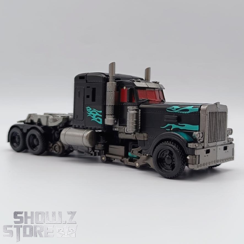 Transformers black green jet fighter vehicle robot mode Transformers black green jet fighter vehicle robot mode