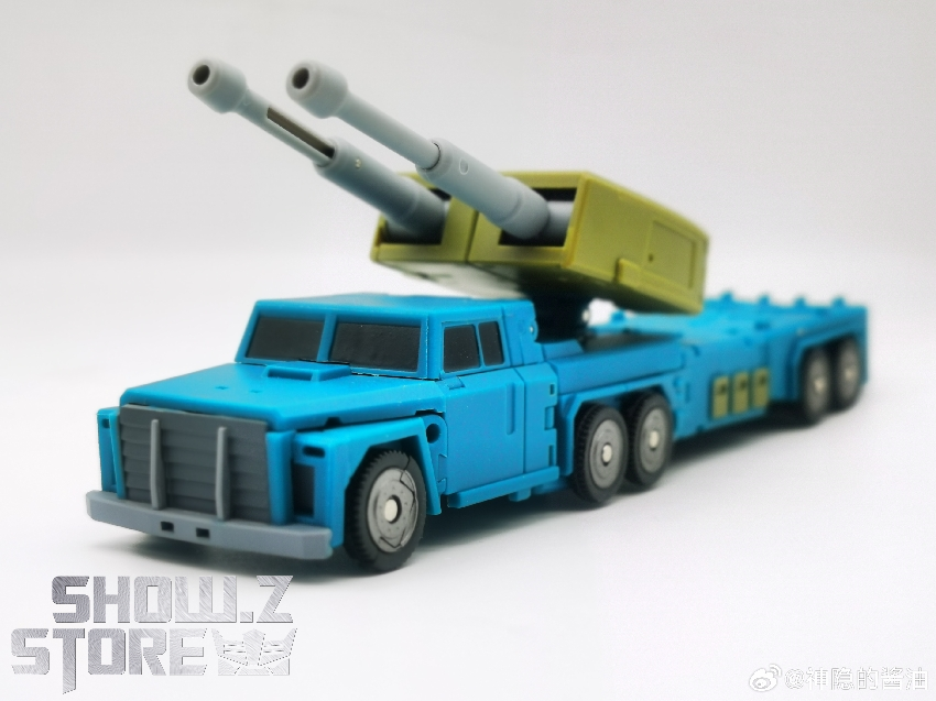 Magic Square MS-B53 Bruticus Night Tracer blue white red standing Magic Square MS-B53 Bruticus Night Tracer blue white red standing