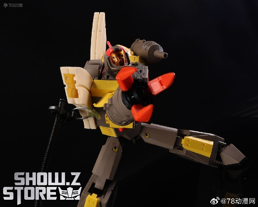 Transformer collectible showing complex build engineering and multiple weapon options Transformer collectible showing complex build engineering and multiple weapon options