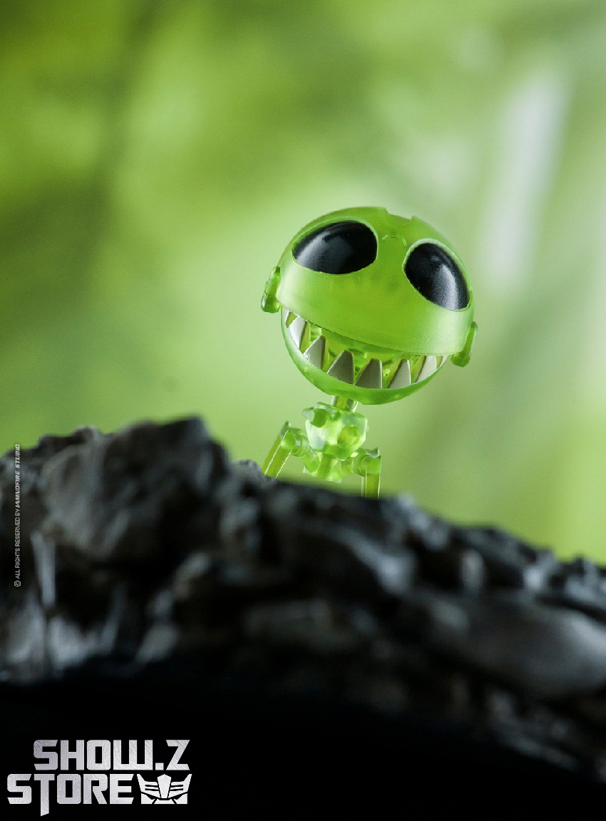 Dr.Wu DW-TP10T Iron Eater transparent green TFP Scraplet robot figure Dr.Wu DW-TP10T Iron Eater transparent green TFP Scraplet robot figure
