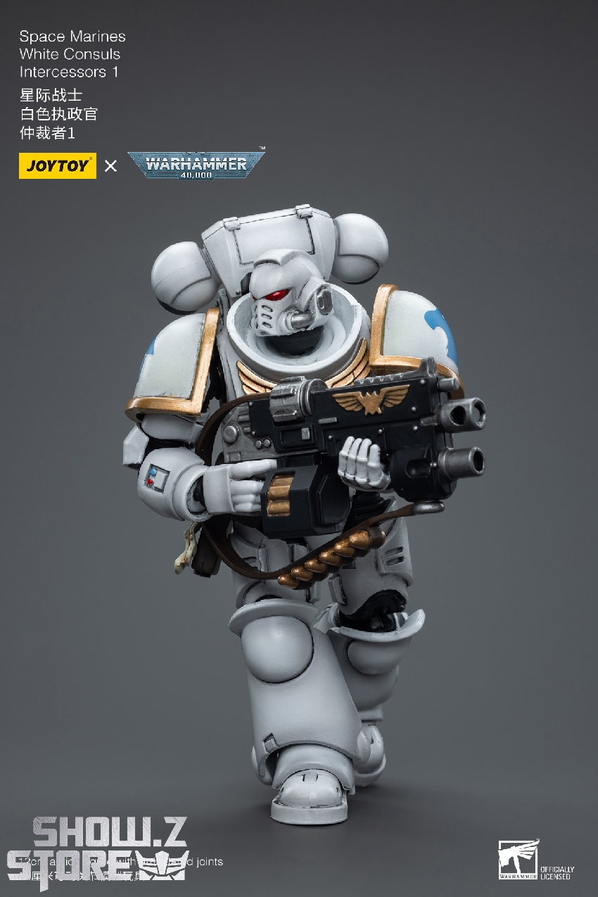 Highly detailed collectible figure with metallic gold and silver armor painting Highly detailed collectible figure with metallic gold and silver armor painting