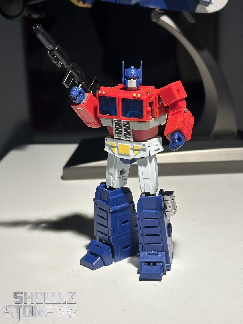 MPH Commander Optimus Prime red blue robot standing pose MPH Commander Optimus Prime red blue robot standing pose