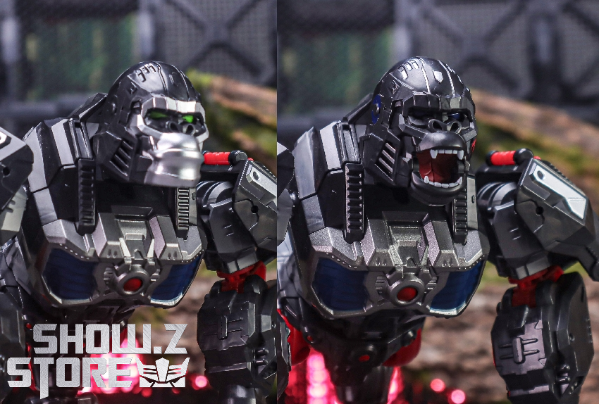 LiJiang Optimus Primal upgrade kit showing black motorcycle and robot accessories LiJiang Optimus Primal upgrade kit showing black motorcycle and robot accessories