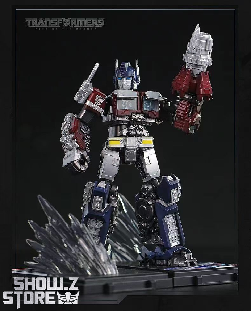 Transformers Optimus Prime and Scourge building model kit set Transformers Optimus Prime and Scourge building model kit set