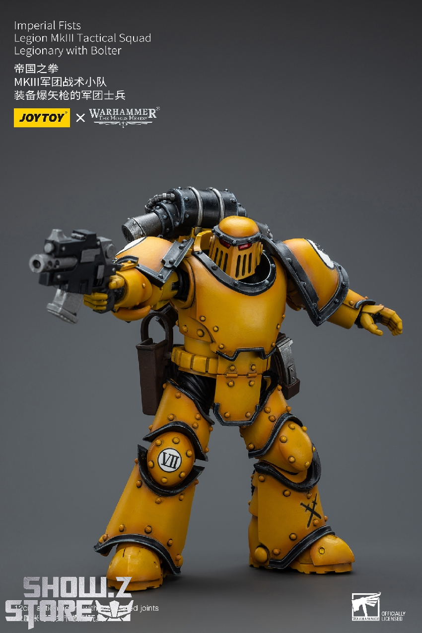 Complete display of highly detailed JoyToy 1/18 Imperial Fists collectible Complete display of highly detailed JoyToy 1/18 Imperial Fists collectible