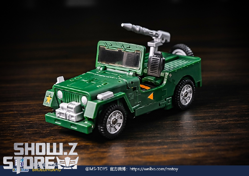 Magic Square Detective Hound green robot accessory weapons display Magic Square Detective Hound green robot accessory weapons display