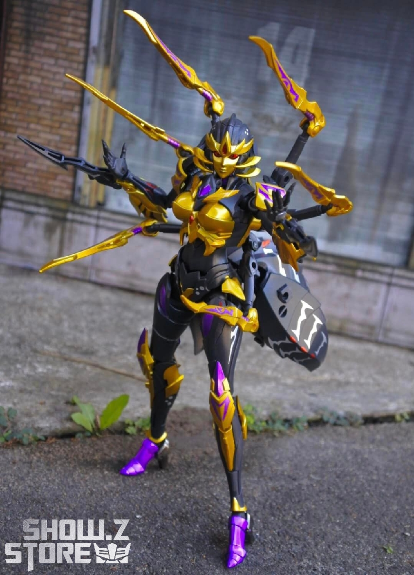 BingoToys Blackarachnid yellow purple female robot articulated limbs BingoToys Blackarachnid yellow purple female robot articulated limbs