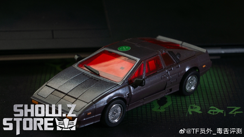 MX-29 Fury Runabout robot mode Masterpiece MX-29 Fury Runabout robot mode Masterpiece