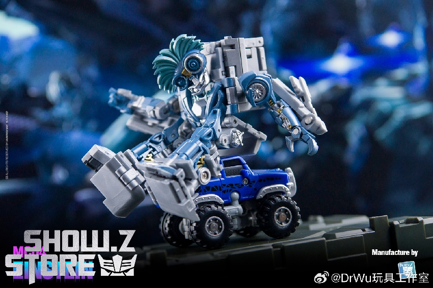 Einstein Brains collectible Transformer with detailed paint and articulation Einstein Brains collectible Transformer with detailed paint and articulation