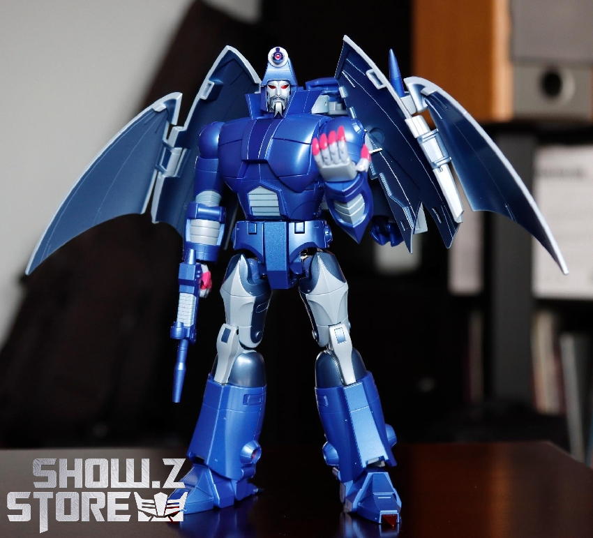 FansToys FT-61 Inquisitor Scourge blue robot black wings airborne FansToys FT-61 Inquisitor Scourge blue robot black wings airborne