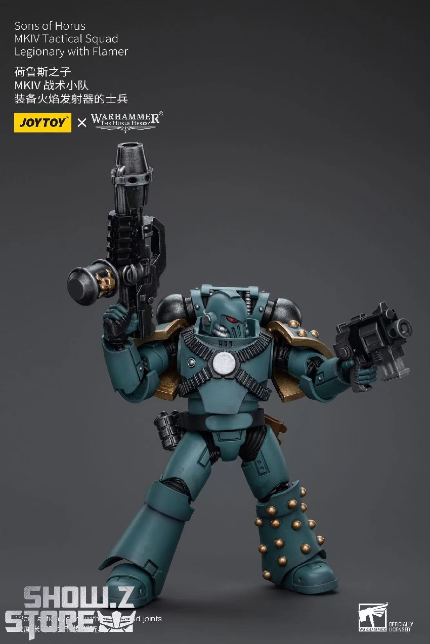 JoyToy Sons of Horus armor with blue and gold details standing JoyToy Sons of Horus armor with blue and gold details standing